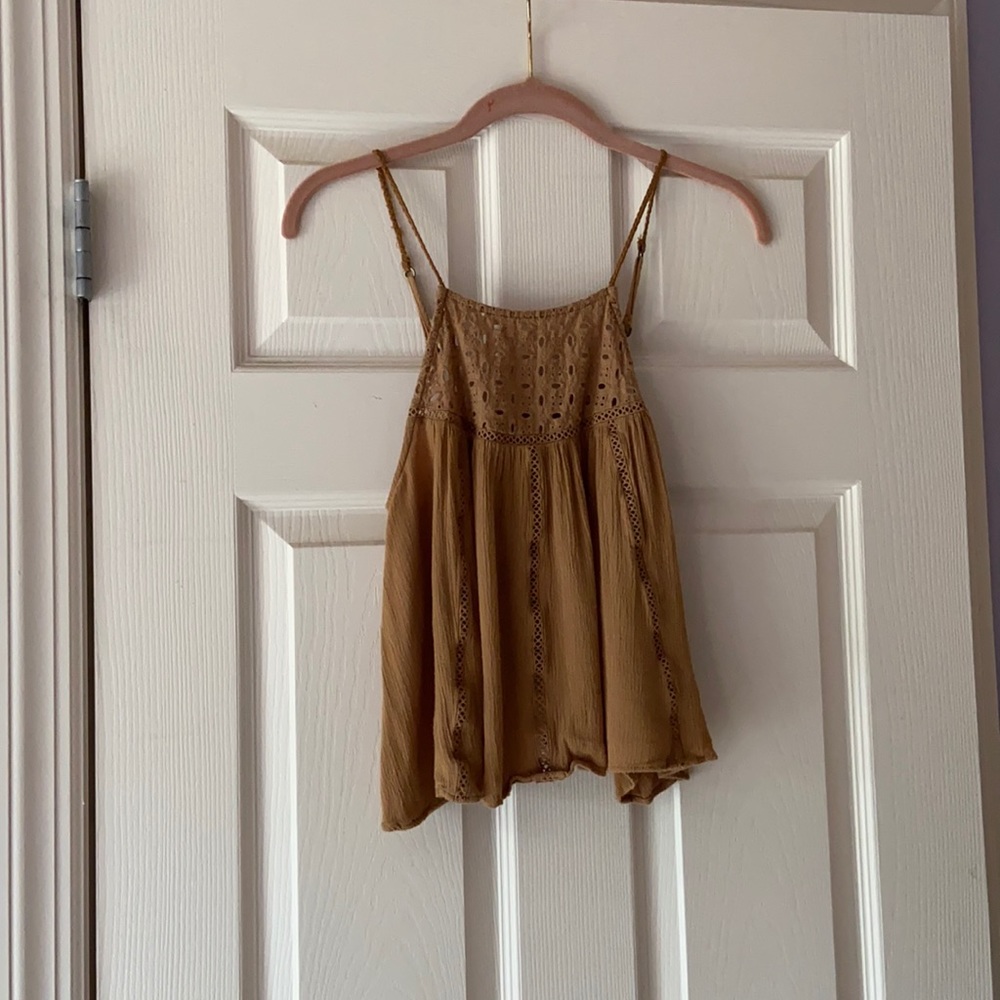 Brown Tank